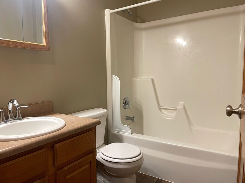 Building Photo - 7364 Mercy Ln