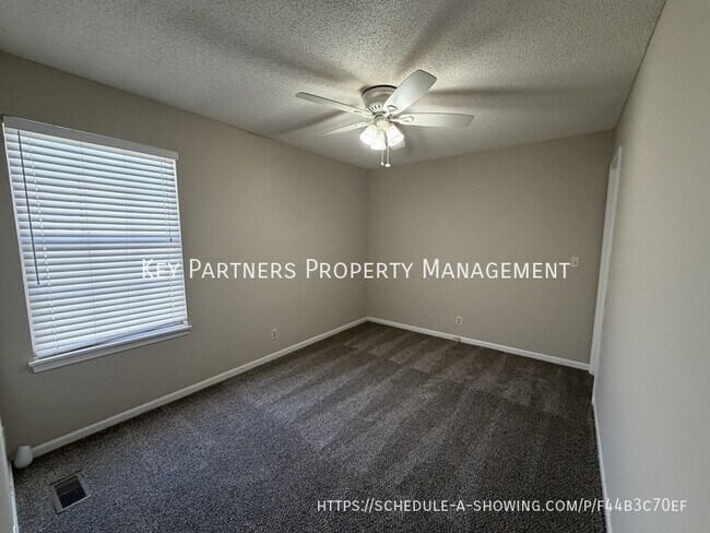 Building Photo - 14720 Goodman St