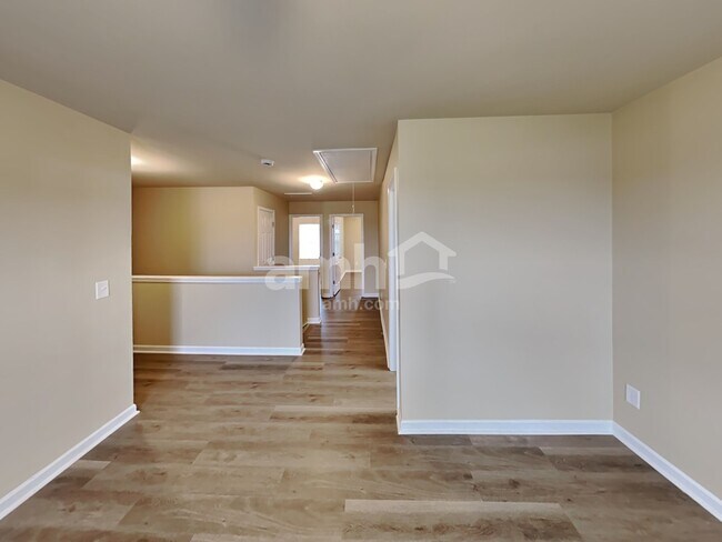 Building Photo - 1040 Fulman Rd