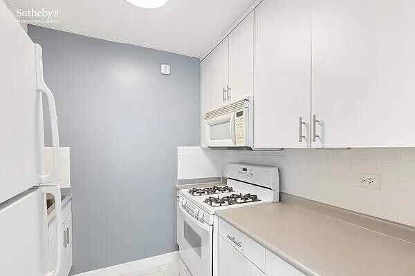 Building Photo - 280 Rector Pl