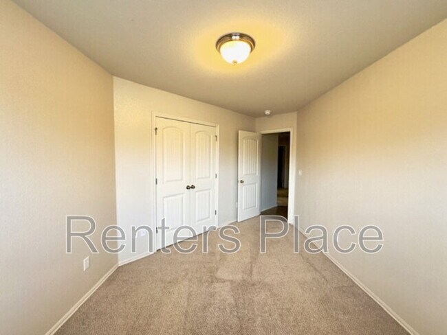 Building Photo - 9025 N 157th E Ave