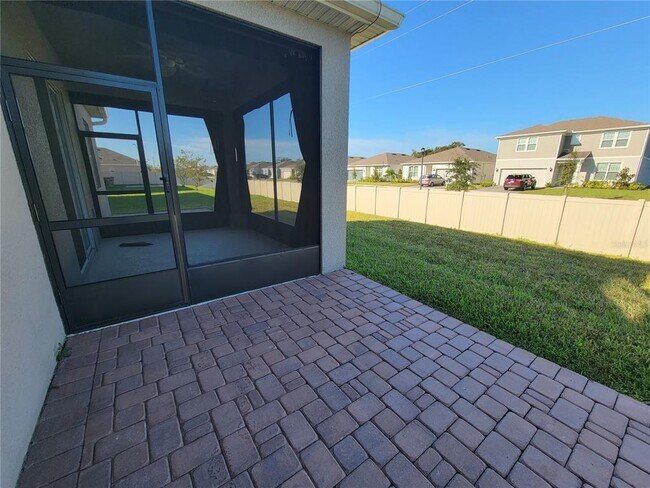 Building Photo - 5325 Jubiloso Dr