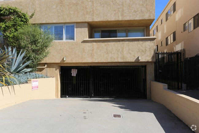 Building Photo - Villaggio