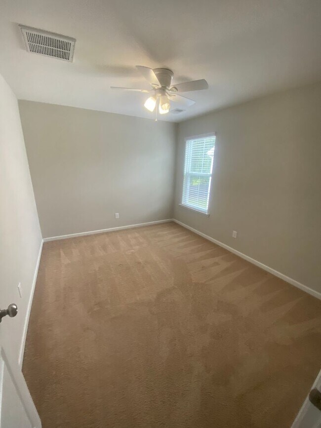 Building Photo - 4 Bedrooms 2.5 Baths in Richmond Hill, Available in 8/10/26!! Located in the sought-after Buckhea...