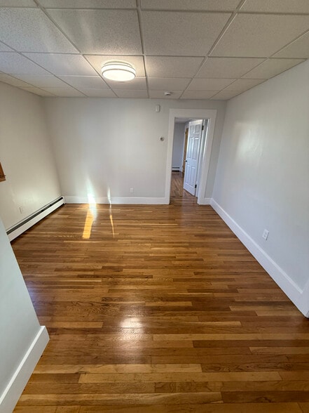 Building Photo - 22 Chatham St