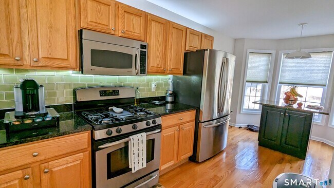 Building Photo - 1306 Briar Woods Ln