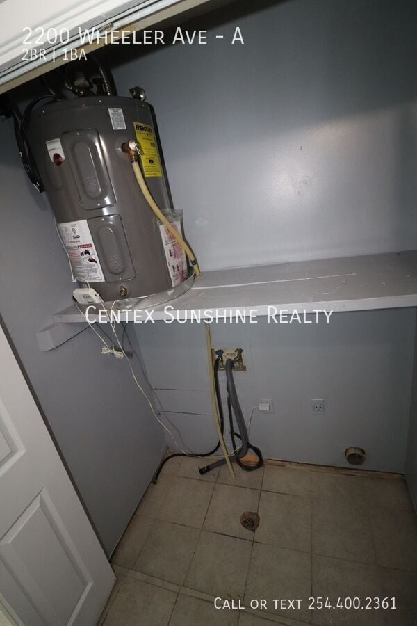 Building Photo - 2200 Wheeler Ave