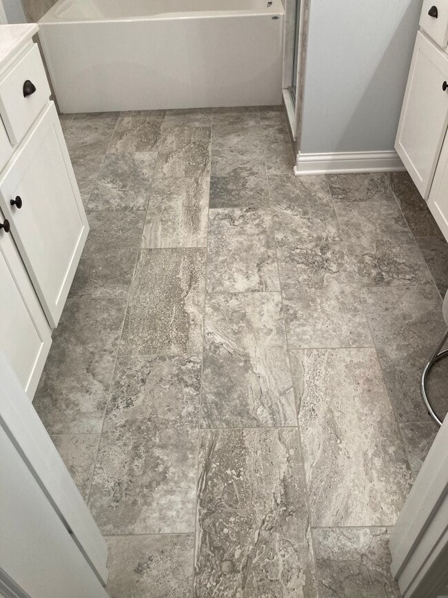 Building Photo - 241 Butterfield Dr