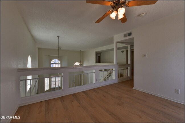 Building Photo - 253 Summerbrooke Ct