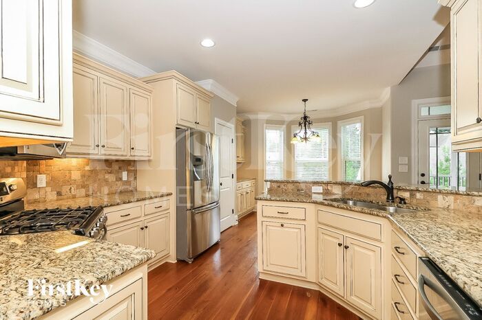 Building Photo - 614 Hocutt Farm Dr