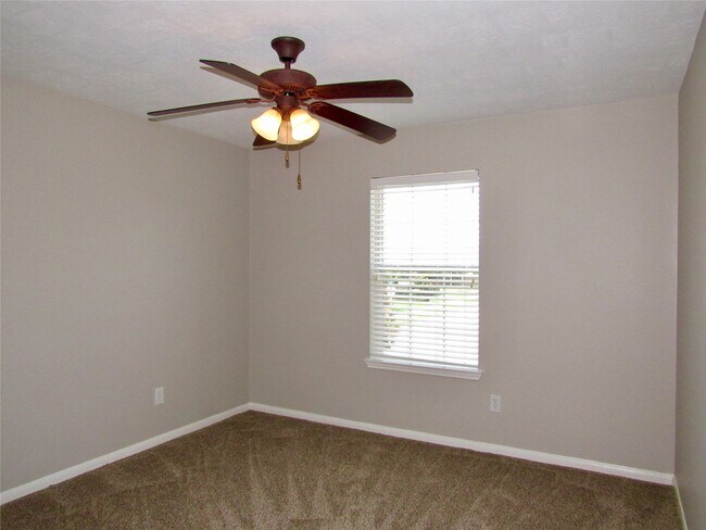 Building Photo - 21519 Ivory Gate Ln
