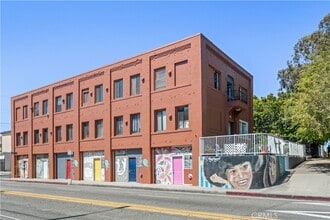 Building Photo - 101 Dudley Ave
