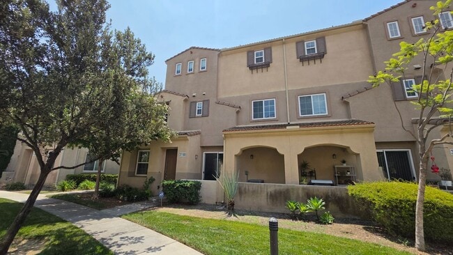 Primary Photo - 31180 Lavender Ct