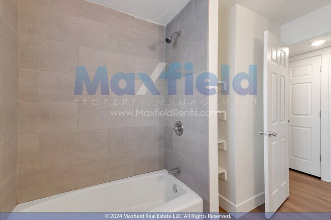 Building Photo - North Salt Lake 2 BD 1 BA Only $500 Deposi...
