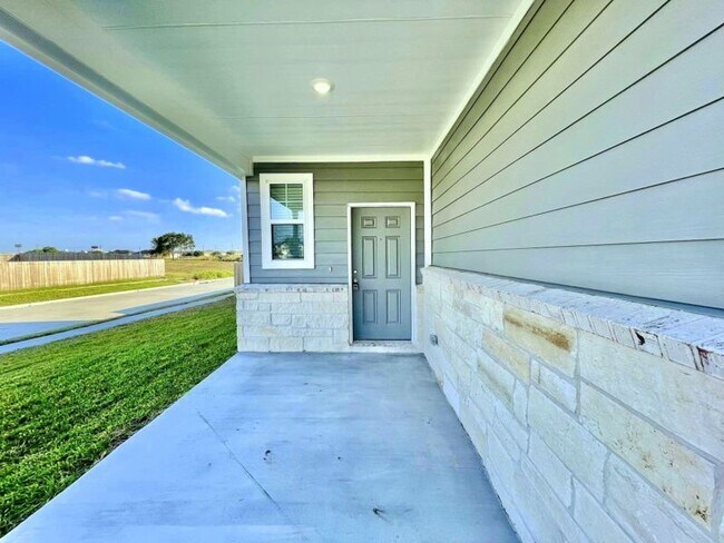 Building Photo - 16103 Kingfield Haven Dr