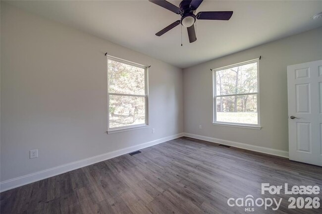 Building Photo - 112 Rockwell Ct