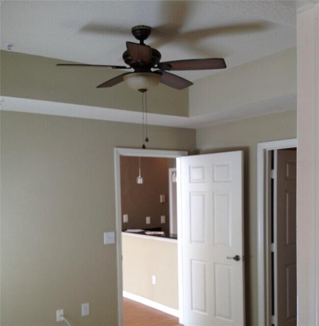 Building Photo - 800 S Dakota Ave