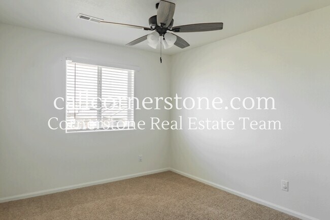 Building Photo - 10011 Seawolf Dr