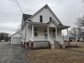 Building Photo - 201 S 1st St