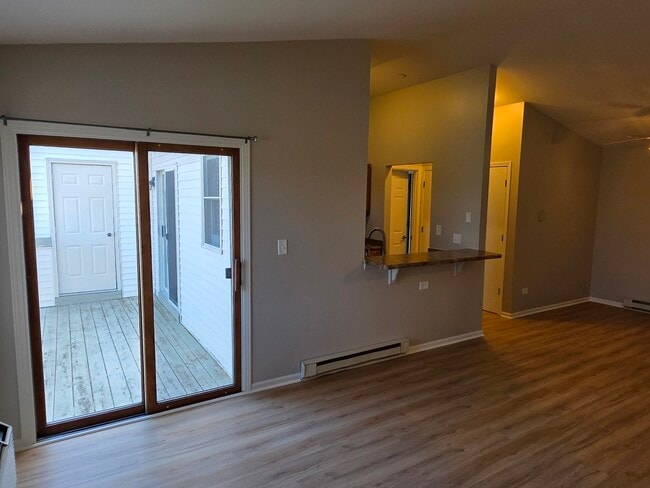 Building Photo - 1361 Cunat Ct