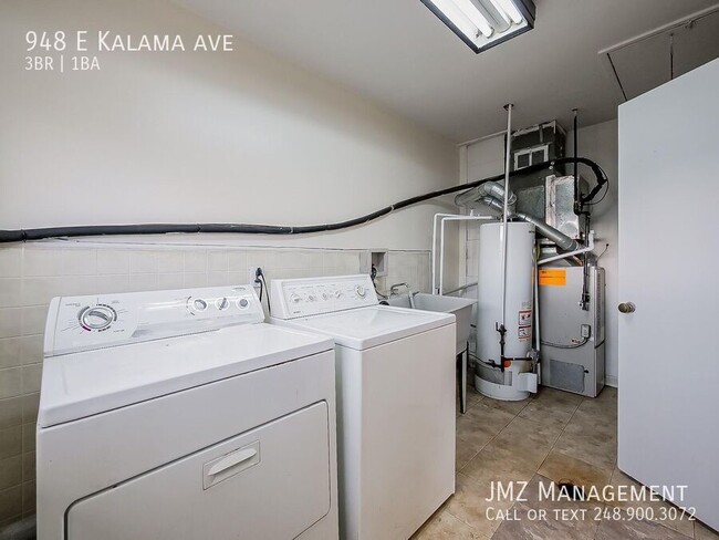 Building Photo - 948 Kalama Ave