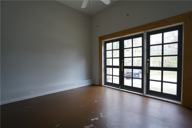 Building Photo - 528 Rankin St NE