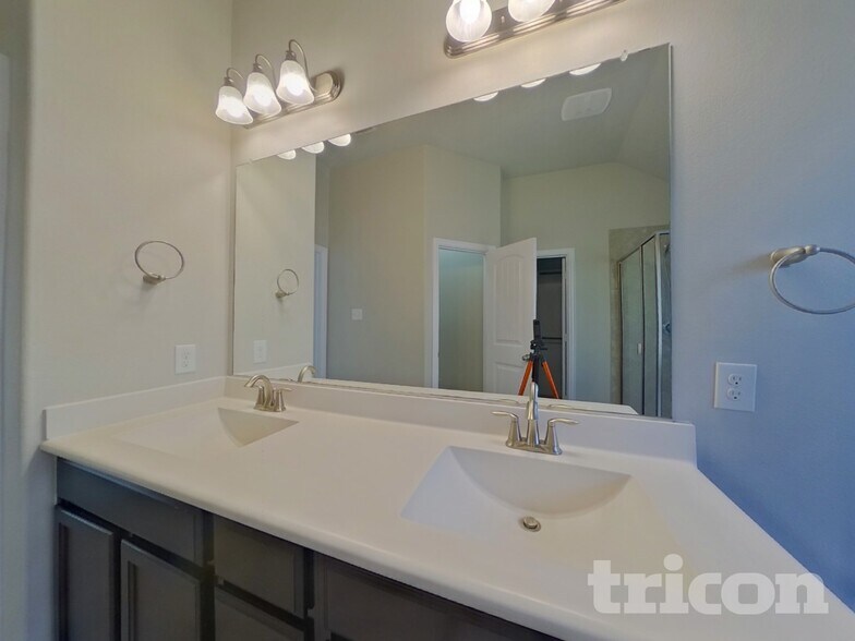 Building Photo - 14728 Rocky Face Ln