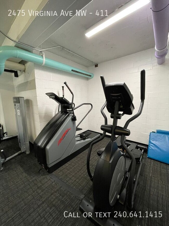 Building Photo - 2475 Virginia Ave NW