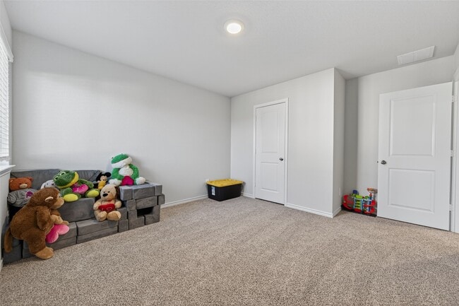 Building Photo - 6207 Trado Dr