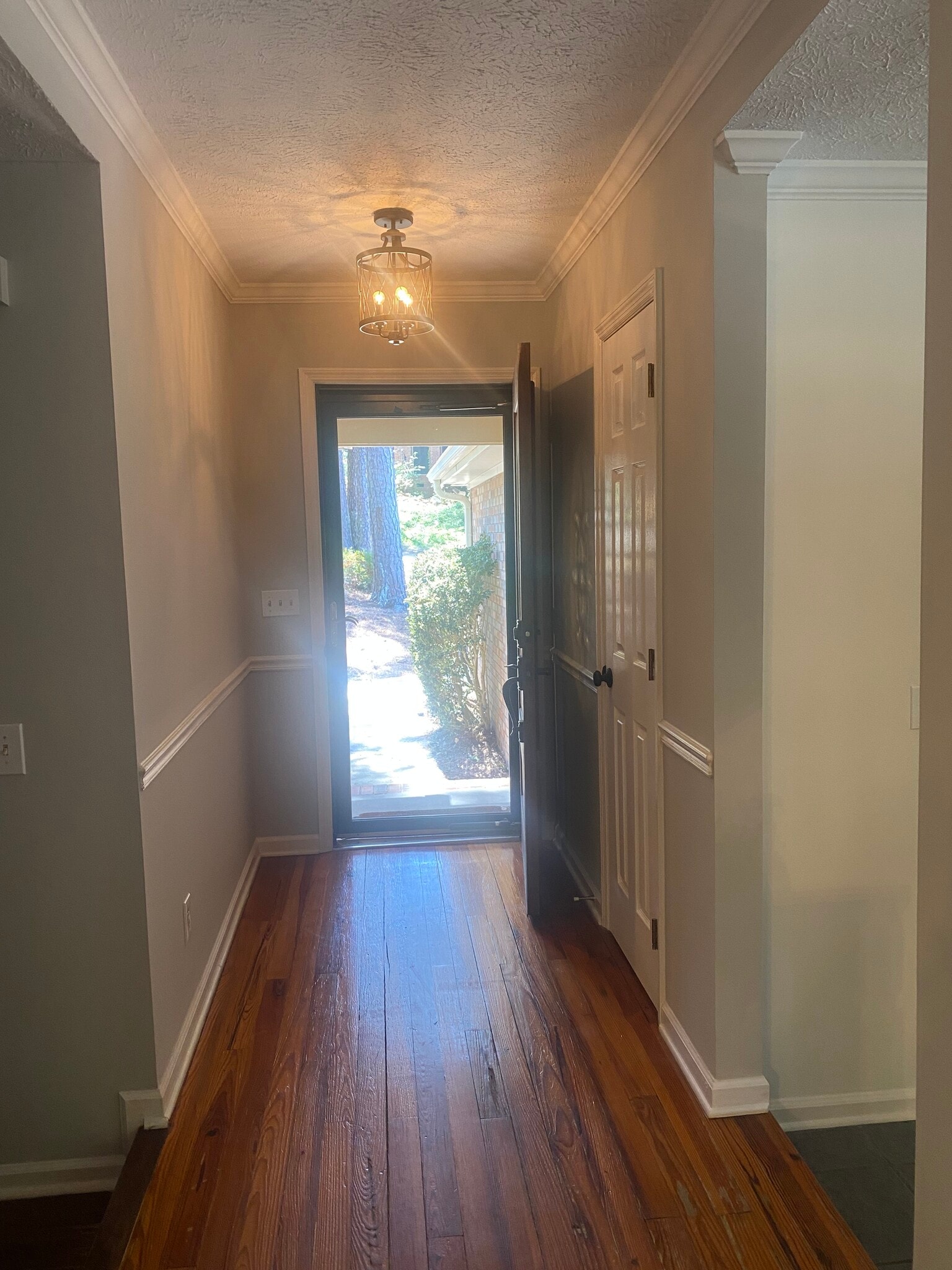 Building Photo - 114 Riviera Rd