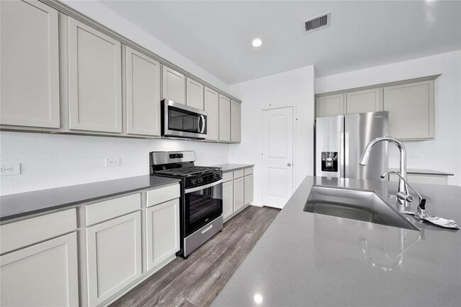 Building Photo - 12115 Blue Coast Ln