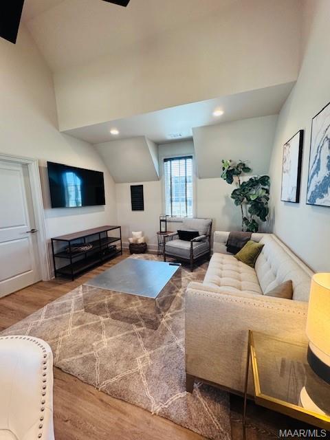 Building Photo - 4780 Grassmere St