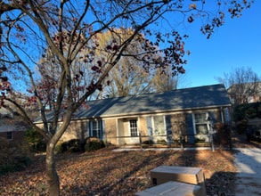 Building Photo - 201 Orange Dr