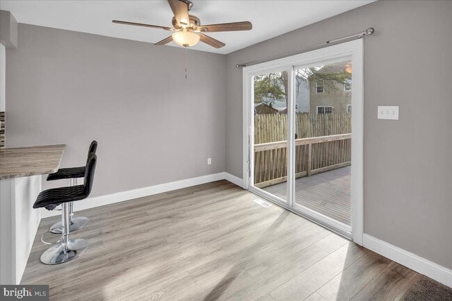 Building Photo - 2299 Memorial Ct