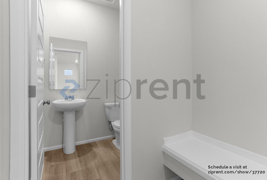 Building Photo - 4350 Reef Rd SW