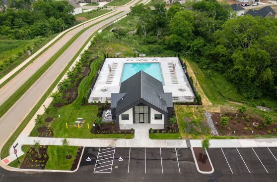 Building Photo - 229 Hudson Dr