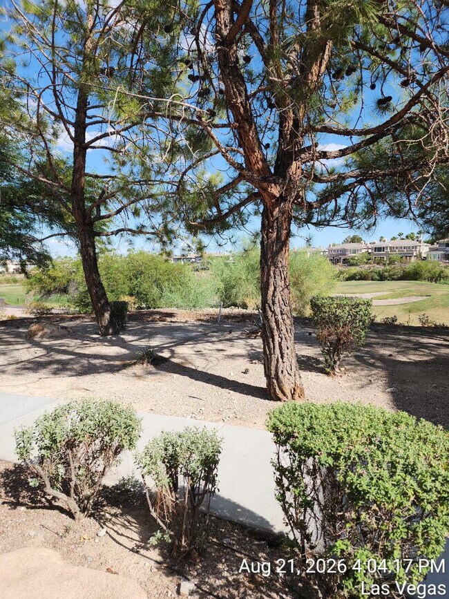 Building Photo - 664 Peachy Canyon Cir