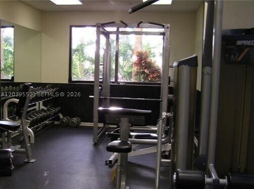 Building Photo - 2333 Brickell Ave