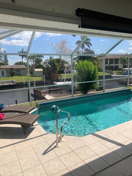 Building Photo - 4973 Viceroy St