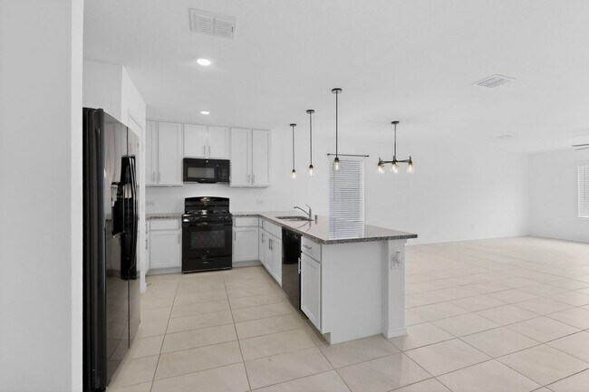 Building Photo - Modern 3-Bedroom Corner Lot Home with Fenced Yard in Forney – Built in 2023