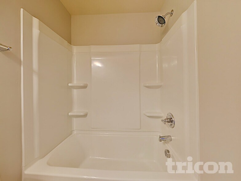 Building Photo - 2046 Aragon Lane