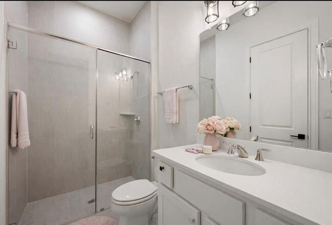 Building Photo - 704 Prairie Clover Dr