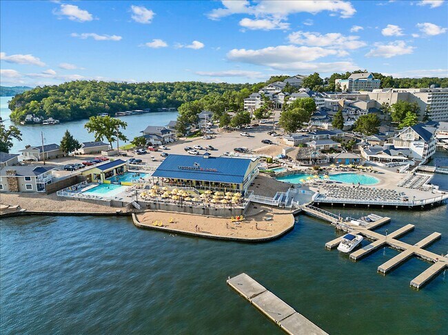 Building Photo - 415 Staniel Cay Dr