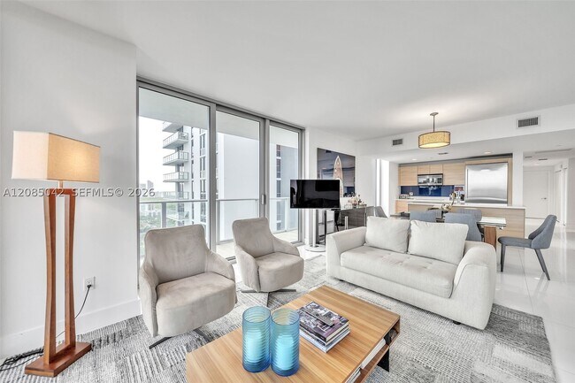 Building Photo - 16385 Biscayne Blvd