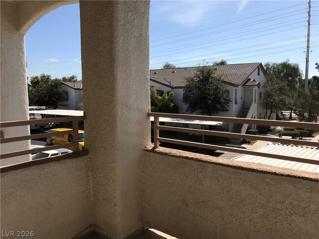 Building Photo - 5650 E Sahara Ave