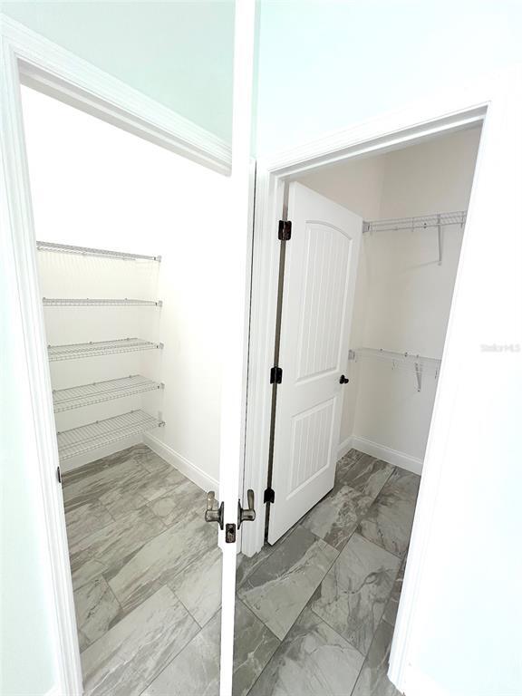 Building Photo - 10 Emmons Ln