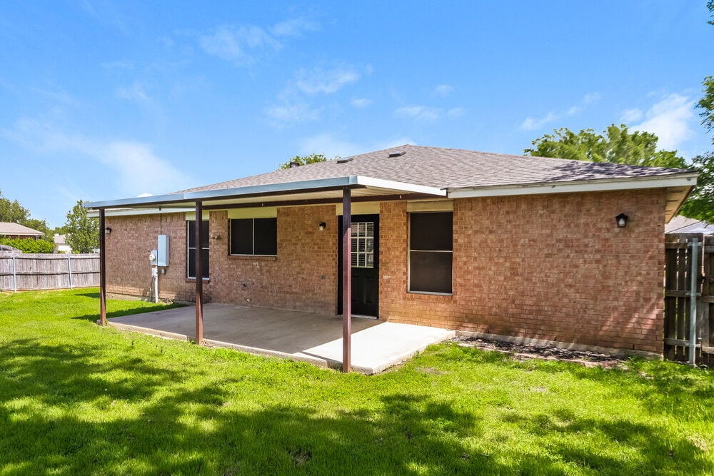Building Photo - 948 Fenway Ln