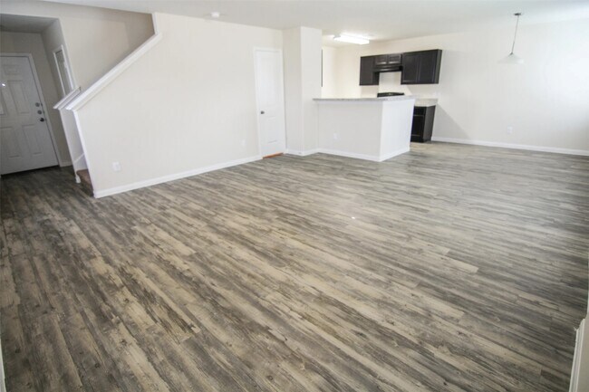 Building Photo - 6022 Peaceful Ridge Dr