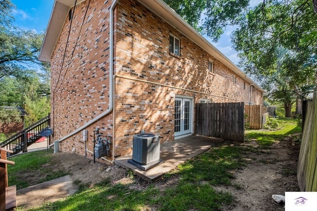 Building Photo - WELCOME HOME!