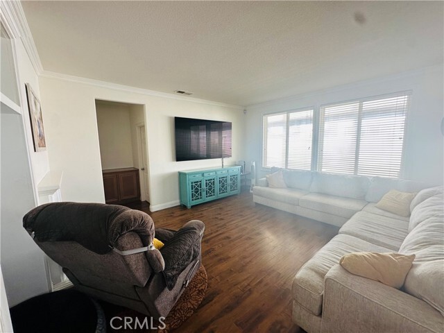 Building Photo - 6478 Emmerdale St